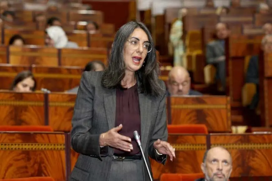 وزيرة الاقتصاد والمالية تؤكد اعتماد مقاربة اجتماعية ومسؤولة لمواجهة ارتفاع أسعار المحروقات