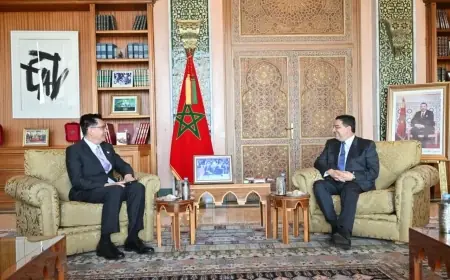بوريطة يجري مباحثات بالرباط مع مسؤول كمبودي لتعزيز التعاون الثنائي