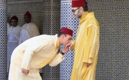 الملك محمد السادس يتقبل التهاني بمناسبة عيد الأضحى المبارك