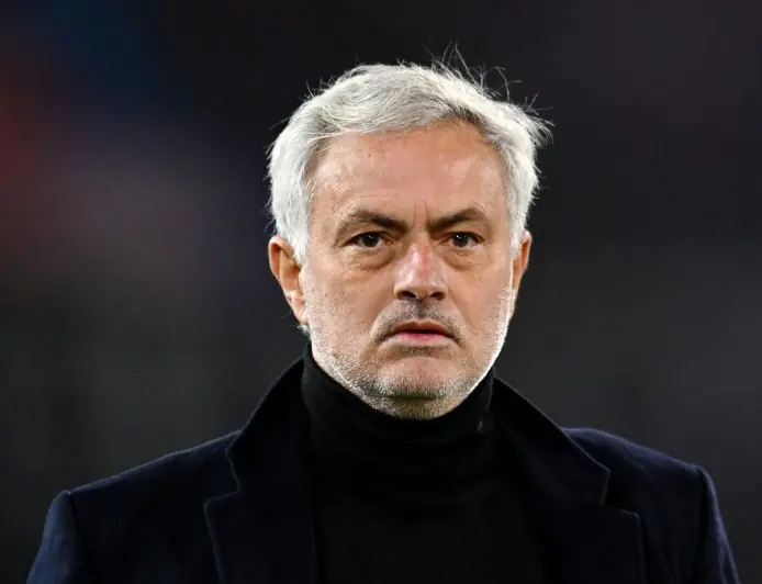 جوزيه مورينيو ينفي وجود أي تواصل مع ريال مدريد
