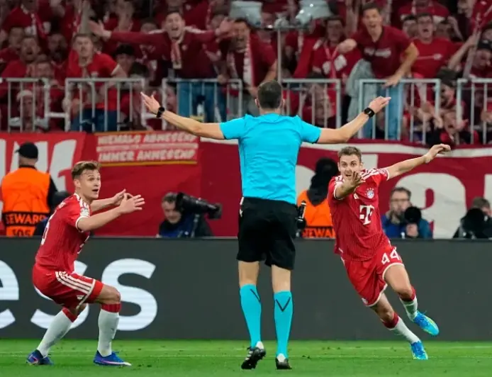 في نصف نهائي دوري أبطال أوروبا.. باريس سان جيرمان يتألق والتحكيم يواجه اتهامات بايرن ميونخ