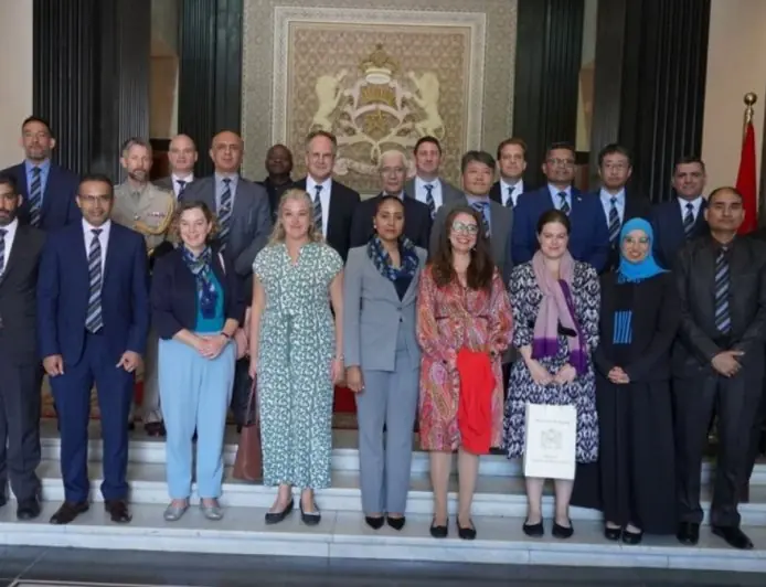 الطالبي العلمي يستعرض الأوراش الملكية والتجربة البرلمانية المغربية أمام وفد الكلية البريطانية الملكية للدراسات الدفاعية