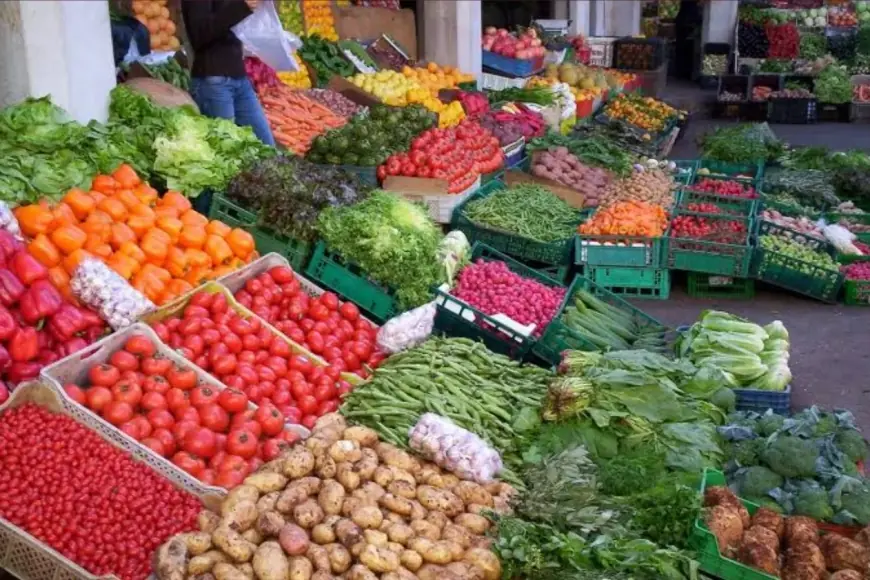 قبيل عيد الأضحى.. أسعار الخضر والفواكه تواصل الارتفاع بالمغرب. المصدر 