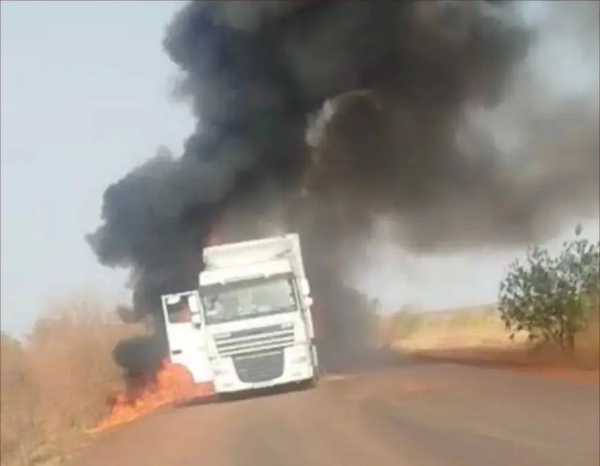 هذه حقيقة تعرض شاحنات مغربية لهجوم مسلح في طريقها نحو مالي