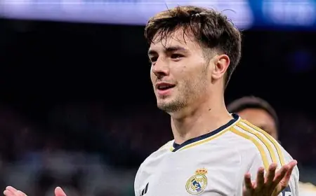 براهيم دياز يقرر البقاء مع ريال مدريد رغم عروض إيطالية من يوفنتوس وروما