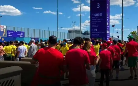 الجماهير المغربية تحج بكثافة إلى ملعب ميتلايف قبل مواجهة البرازيل