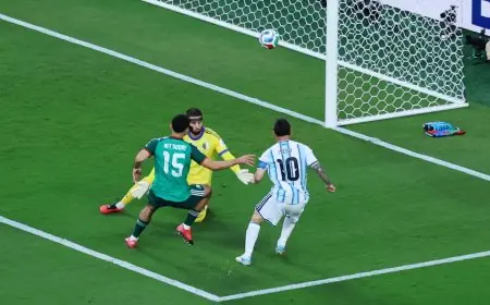 ميسي يقود الأرجنتين لفوز عريض على الجزائر بثلاثية نظيفة في مونديال 2026