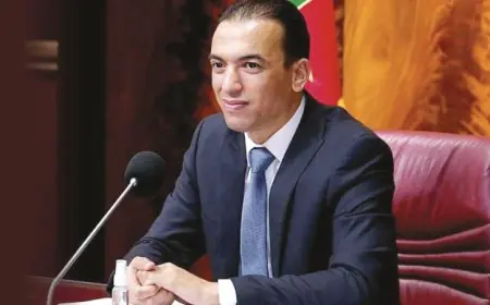 اتهامات بالتدخل في الشؤون الإدارية واستهداف العمل النقابي تلاحق ديوان الوزير السعدي
