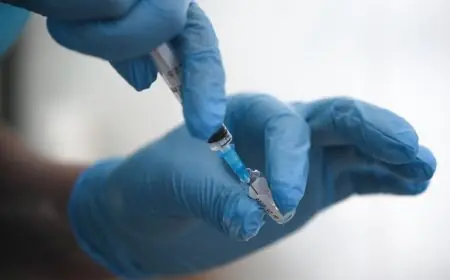 تفاصيل الخطة العلاجية لأول لقاح روسي بتقنية mRNA ضد سرطان الجلد