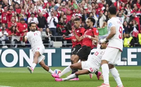 مصر تتأهل إلى دور الـ32 في كأس العالم بعد تعادل مثير مع إيران