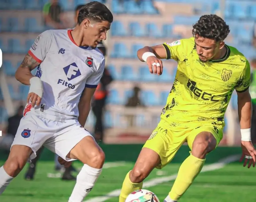 المغرب الفاسي يهزم أولمبيك آسفي ويعتلي صدارة البطولة الاحترافية مؤقتاً