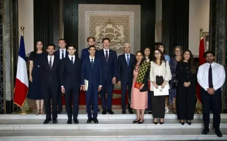 الطالبي العلمي يستقبل وفدا من المنتخبين الشباب الفرنسيين بالرباط