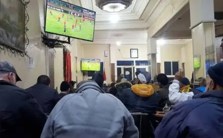 حماة المستهلك يراسلون سلطات خريبكة لمواجهة رفع المقاهي لأسعارها خلال مباريات المنتخب المغربي