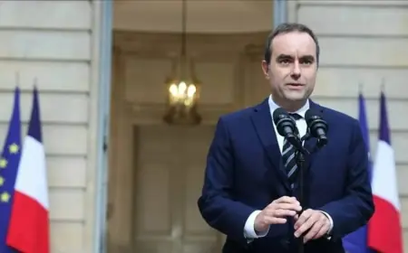 الوزير الأول الفرنسي يبدأ أول زيارة رسمية للمغرب على رأس وفد وزاري رفيع