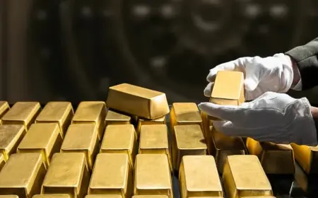 الذهب يتجه نحو تحقيق أول مكاسب شهرية له في 5 أشهر