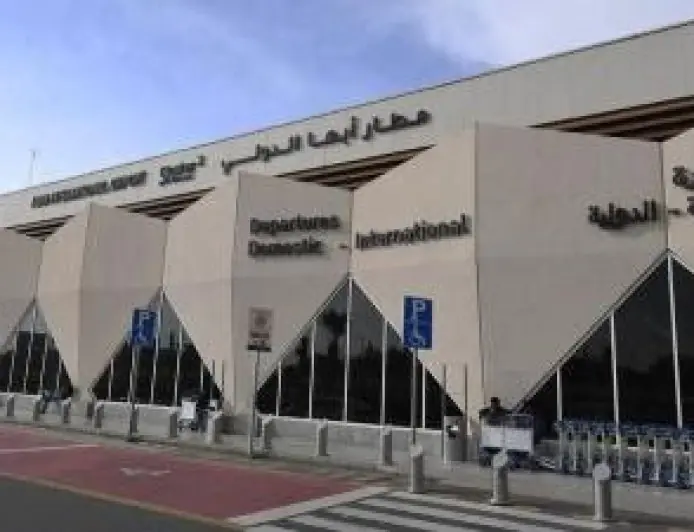 جماعة الحوثي تعلن استهداف مطار أبها السعودي رداً على قصف مطار صنعاء