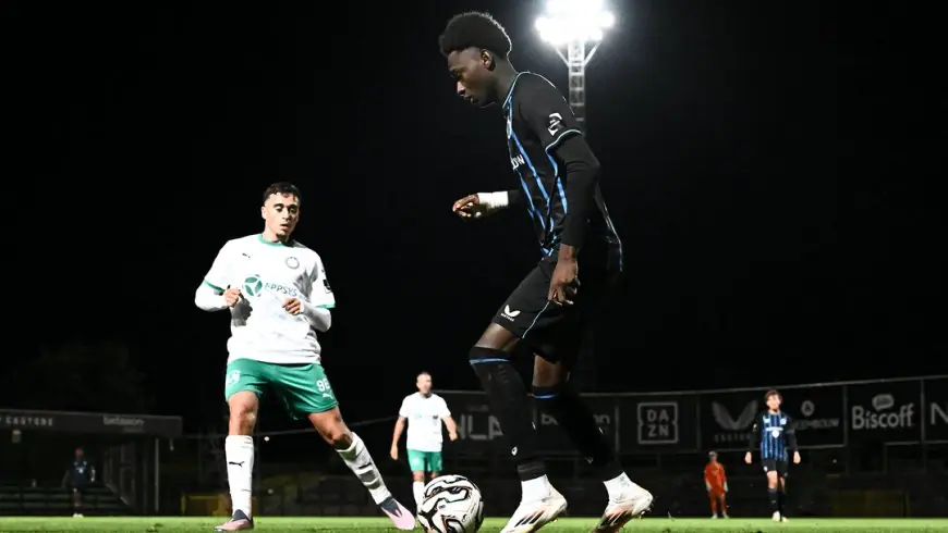 برشلونة يضم موهبة كلوب بروج جيسي بيسيوو بعقد طويل الأجل