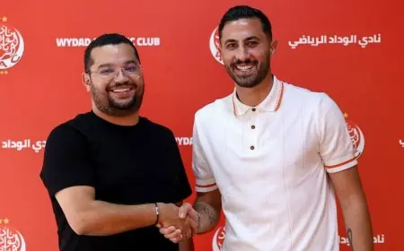 الوداد الرياضي يتعاقد رسميا مع أيمن الحسوني بعقد لموسم واحد مع خيار التمديد