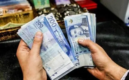 تراجع عجز السيولة البنكية إلى 138 مليار درهم خلال أسبوع