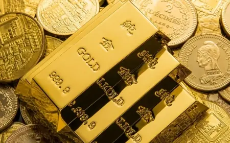 الذهب يسجل أعلى مستوى في شهرين بدعم التضخم قبل أن يتراجع جراء جني الأرباح