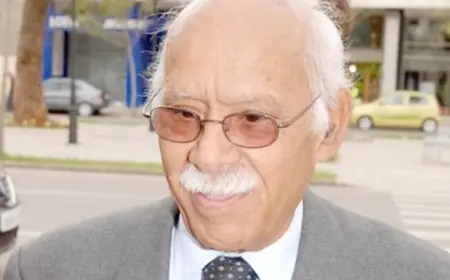 وفاة الشاعر والناقد المغربي محمد السرغيني عن عمر ناهز 96 سنة