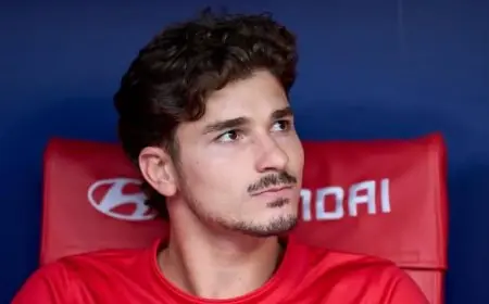 أتلتيكو مدريد: "احتمال انتقال ألفاريز إلى برشلونة 0% والأمر يتعلق بالكرامة وليس المال"