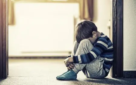 دراسة تكشف عن كيف تترك صدمات الطفولة أثرا طويل الأمد في الدماغ