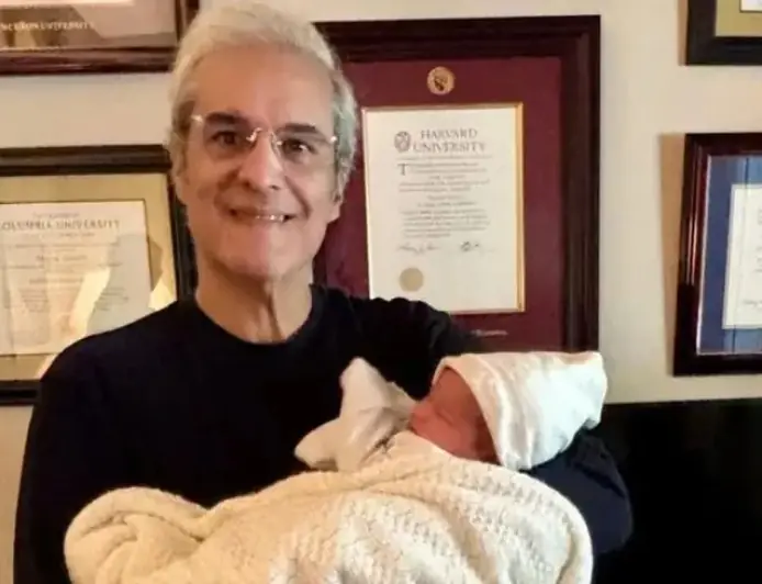Naissance du premier petit-fils du Prince Moulay Hicham : le bébé prénommé Mohammed voit le jour au Palais Royal de Rabat