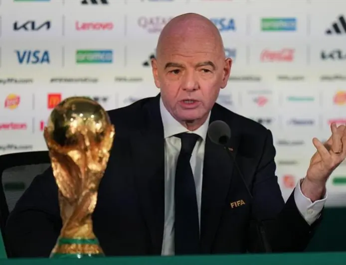 En pleine crise à la FIFA, Infantino mise sur le Maroc avec une promesse pour la finale 2030