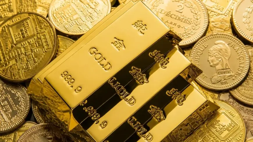 الذهب يسجل أعلى مستوى في شهرين بدعم التضخم قبل أن يتراجع جراء جني الأرباح