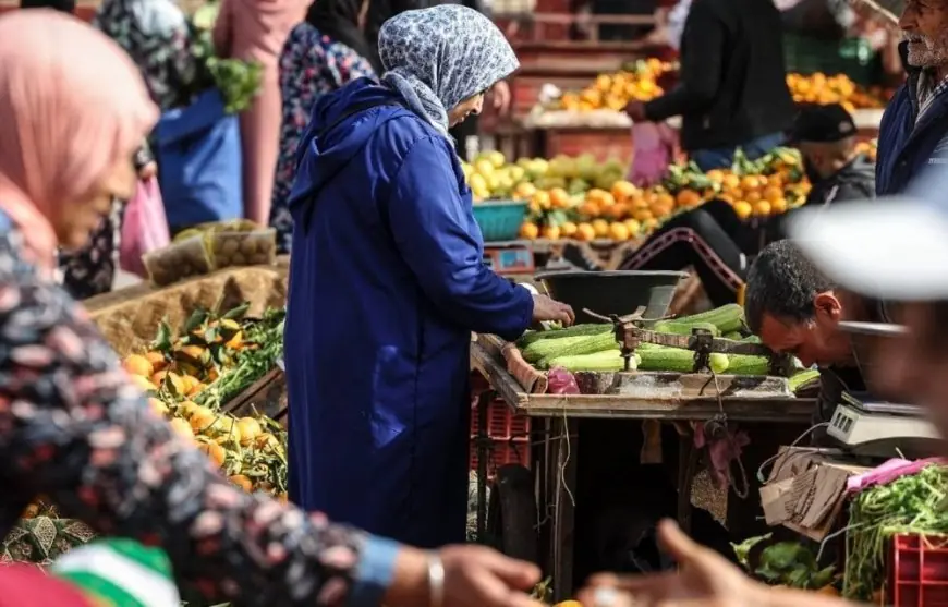 انخفاض أسعار المواد الغذائية يقود تراجع التضخم في المغرب
