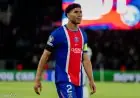 PSG : Achraf Hakimi légèrement touché à la cuisse, le club rassure