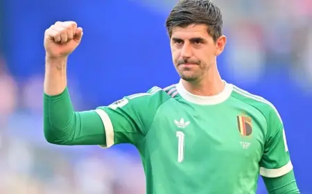 كورتوا يعلق مسيرته الدولية مؤقتا ويضع ريال مدريد في مقدمة أولوياته