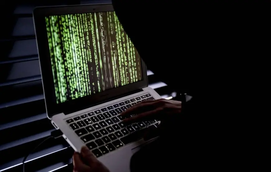 Berlin sous pression après une cyberattaque massive à moins d’un mois des élections