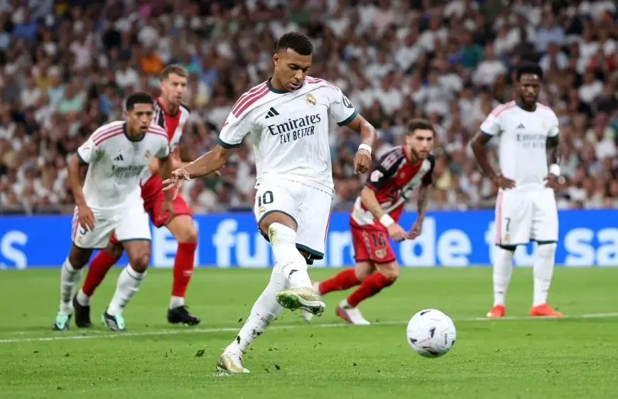 Le Real Madrid s’impose largement face à Rayo et grimpe à la 2e place