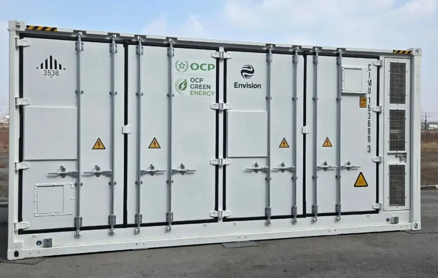 Benguerir : OCP Green Energy met en service le premier grand système de stockage par batteries LFP au Maroc