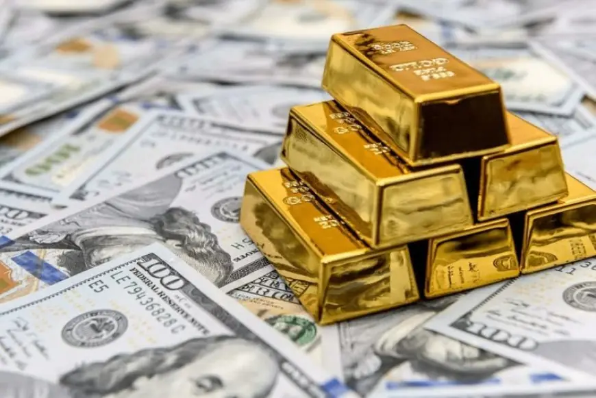 الذهب يرتفع بأكثر من 1% والدولار يحوم قرب أعلى مستوى في 7 أسابيع
